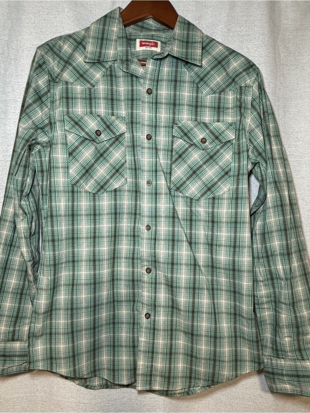 Wrangler Green Plaid Western Button-Down Shirt